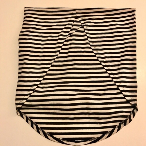 4/$10!! Striped high low striped skirt - Picture 4 of 4